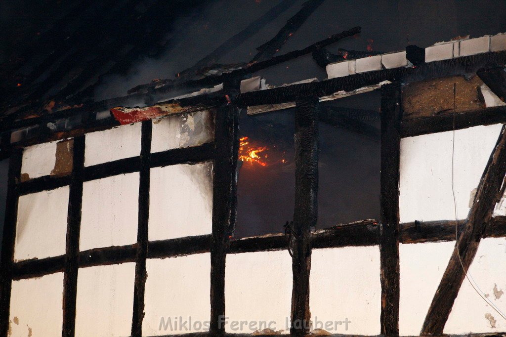 Fachwerkhaus ausgebrannt in Koenigswinter P09.jpg
